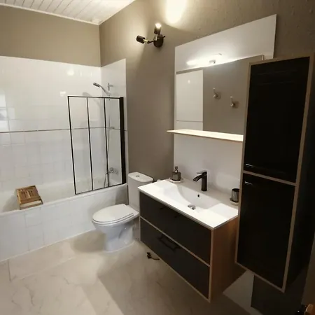 La Maisonnette Du Paradis Apartmán *